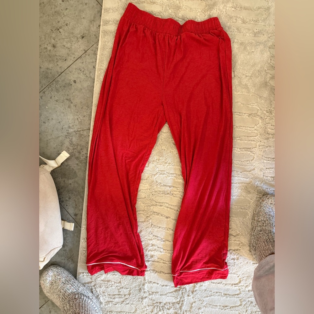 Beyond Yoga Kids Red Sweatpants